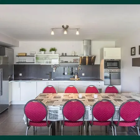 빌라 Du De Coo 스타블로